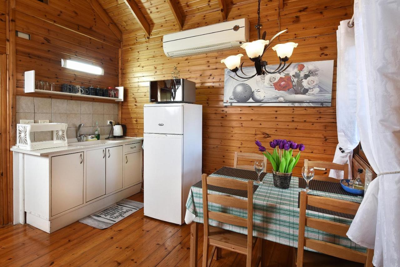 Tal Nof Cabins Villa Manot Eksteriør bilde